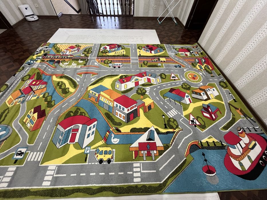 Срочно продам деткий ковер