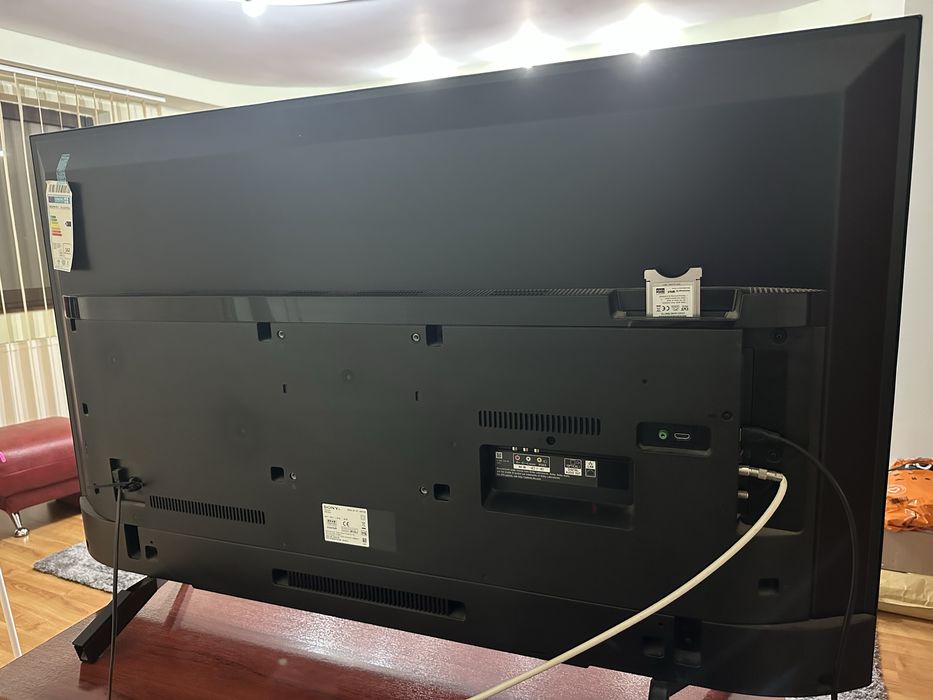 Vand televizor Sony Bravia 4K 139cm