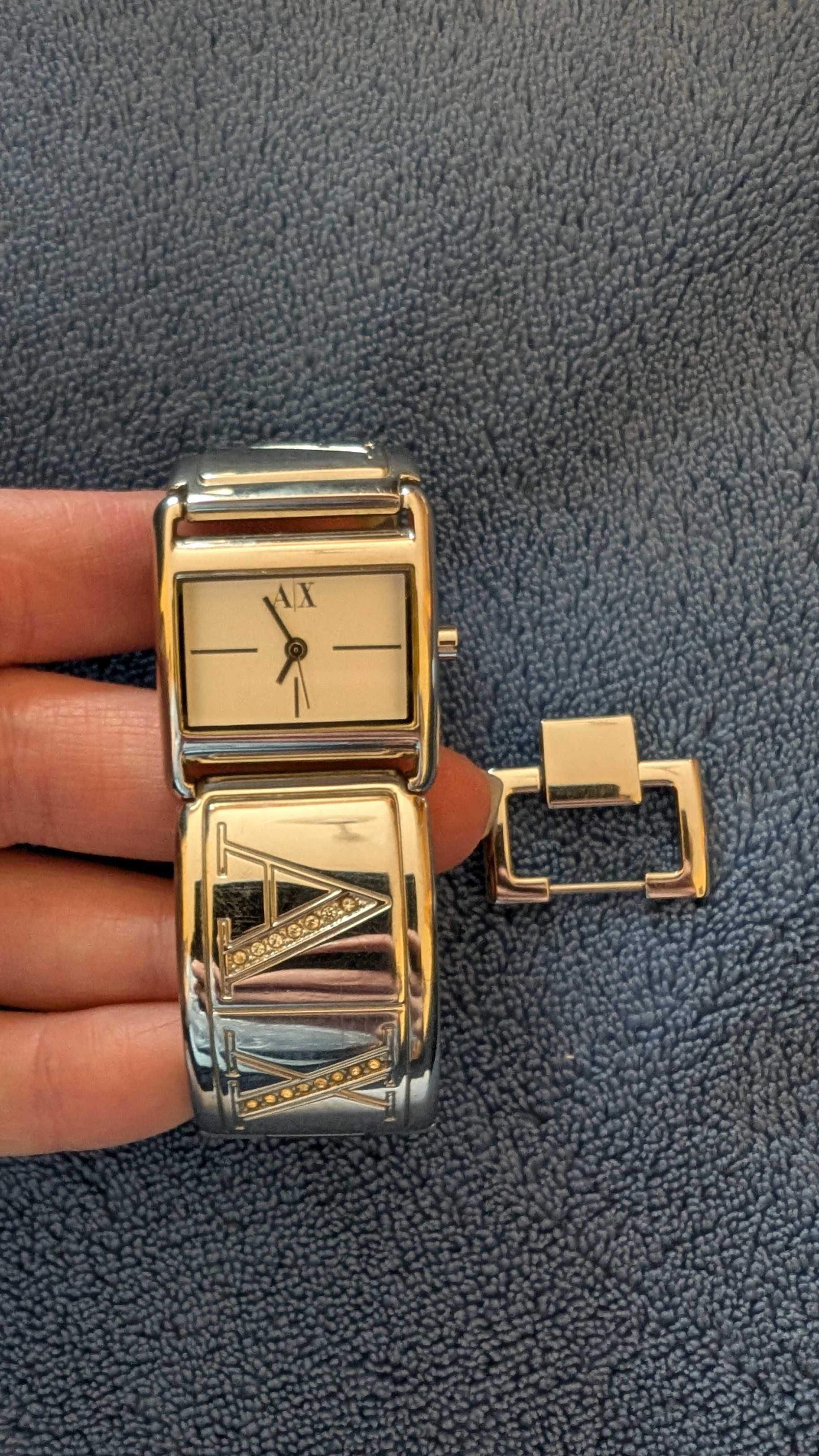 Дамски часовник Armani Exchange