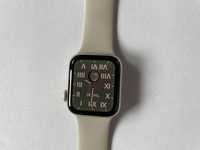 Apple Watch SE 2023 Carcasa Starlight Aluminium 40mm