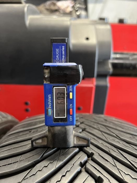 Зимни гуми 225/55 R17 Maxxis