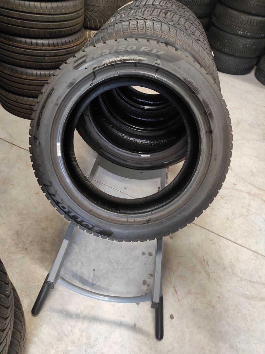 225/50/17 Pirelli