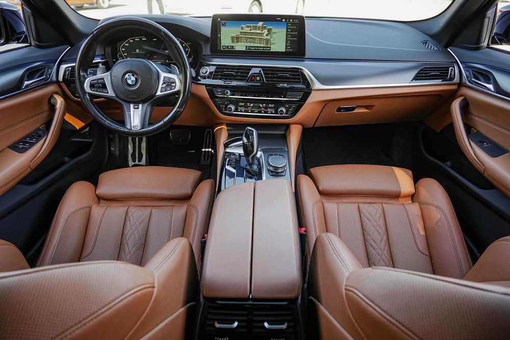 BMW 520i G30 Facelift, M-Pack, Trapa, Soft Close , Cheie Display
