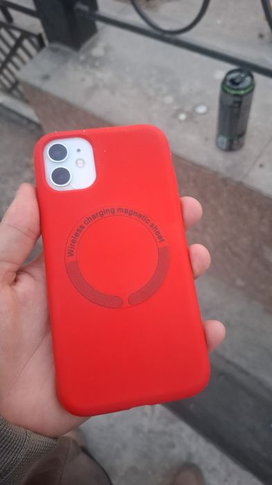 Продажа или обмен айфон 11