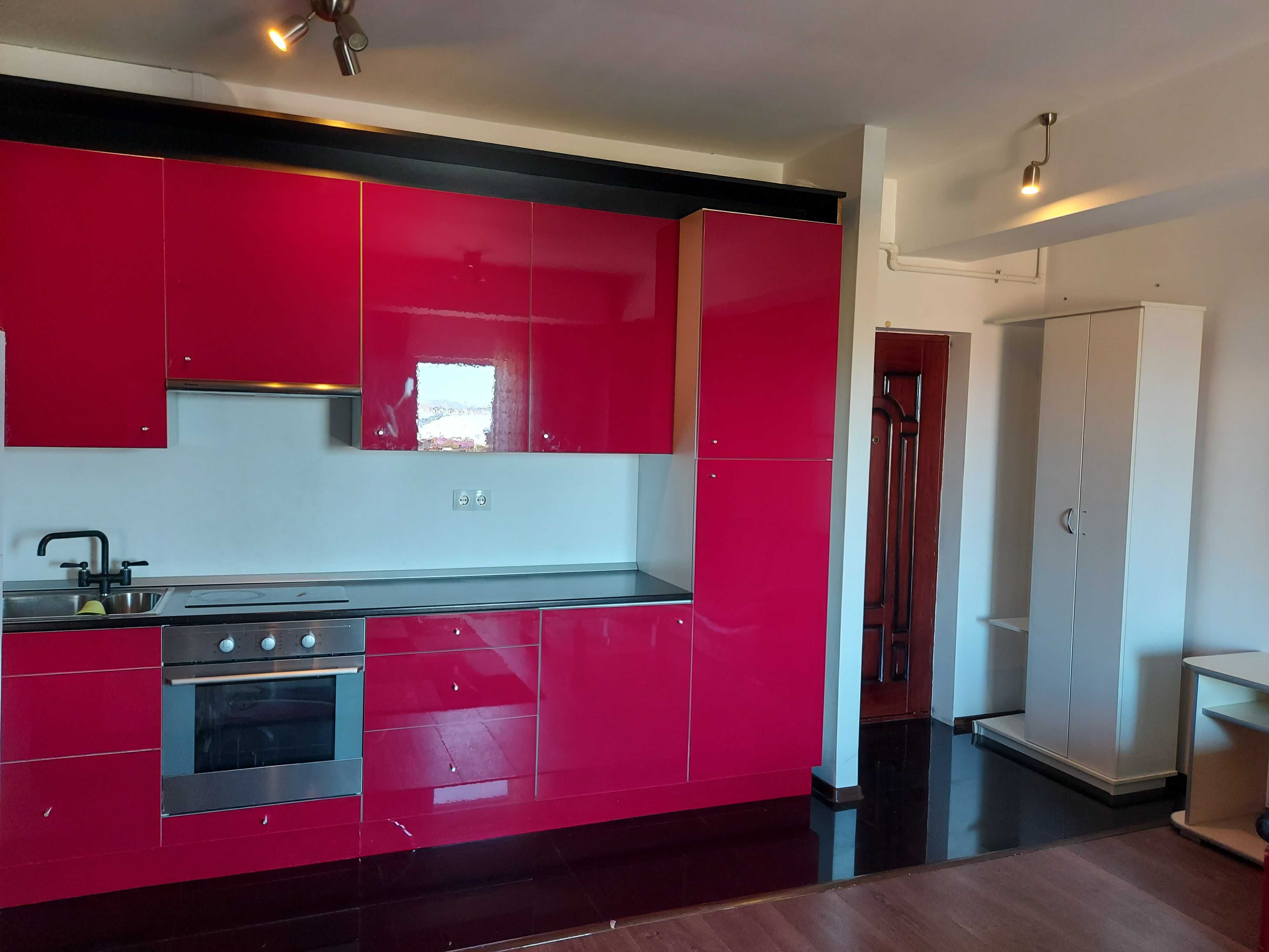 Persoana fizica inchiriez apartament 2 camere
