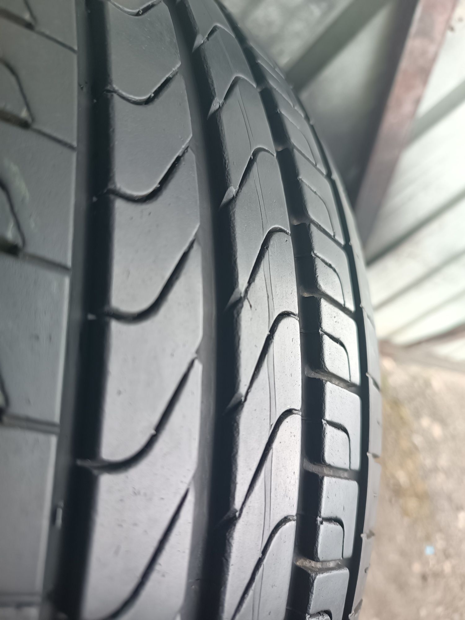 225/45/18 Pirelli