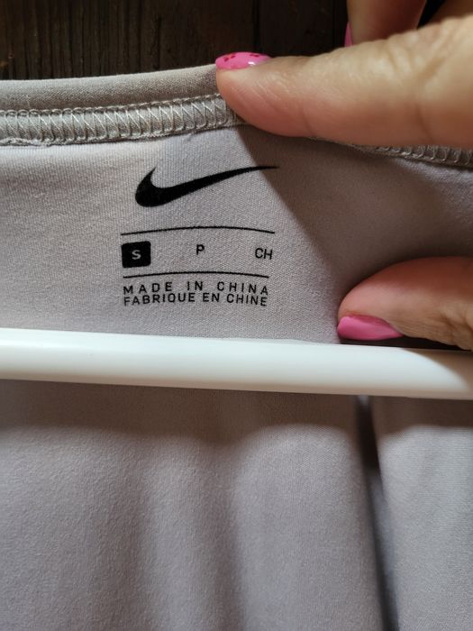 Горнище, топ и боди Nike