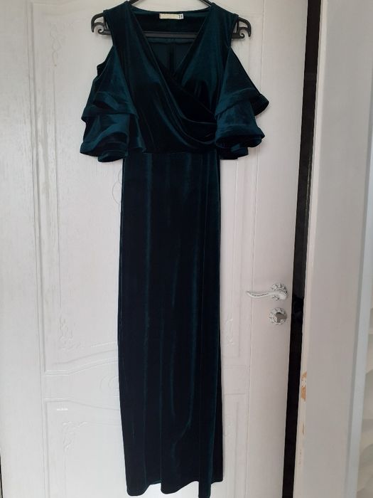 Вечерние платье почти новые