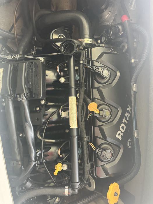 Продавам джет Seado в топ състояние