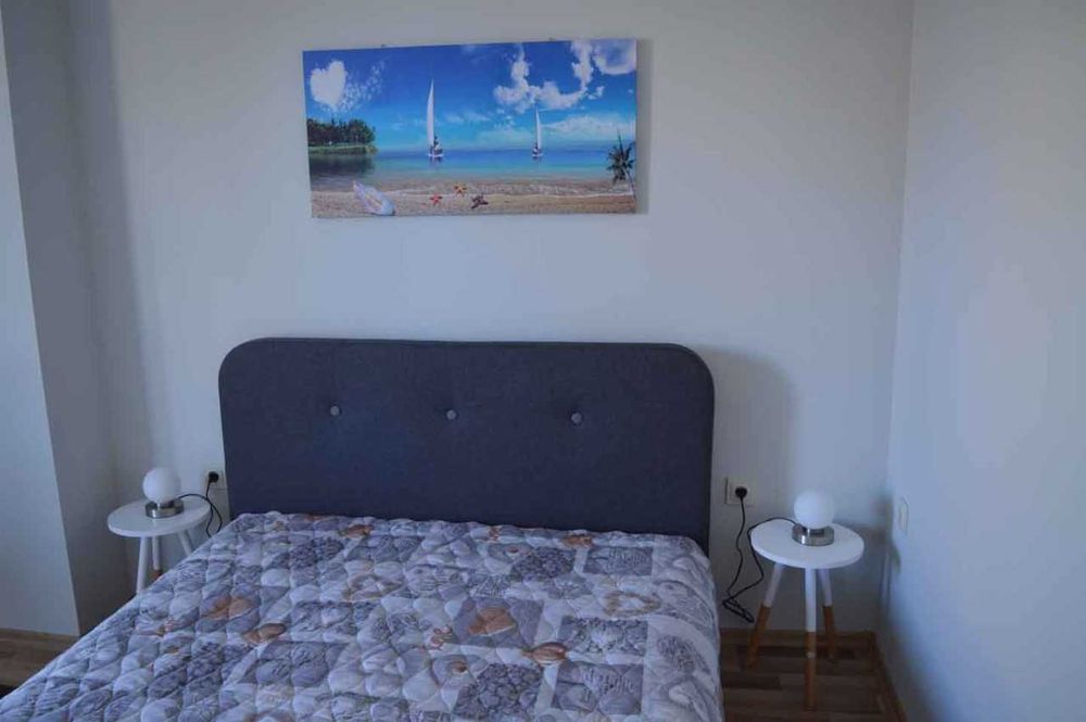 Тристаен апартамент във Въстанически