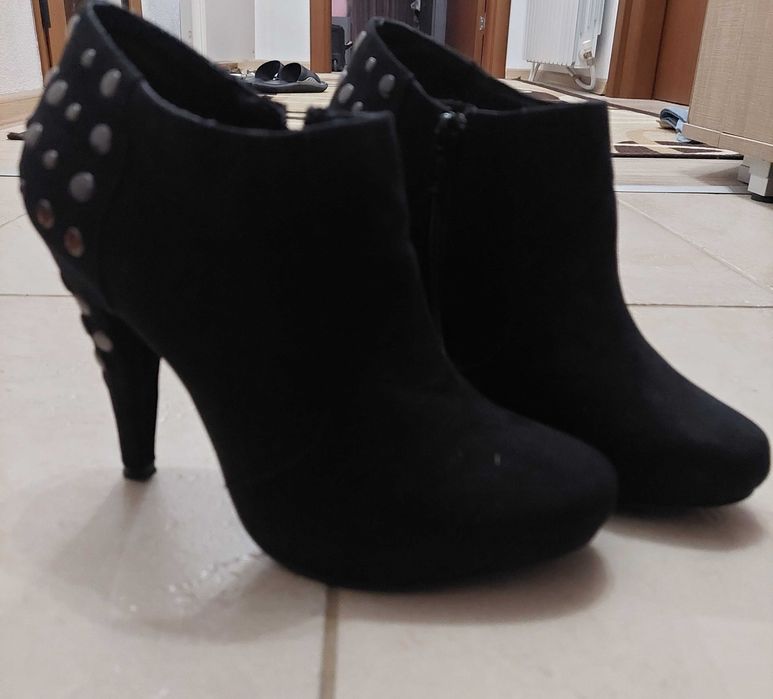 Дамски боти Bullboxer