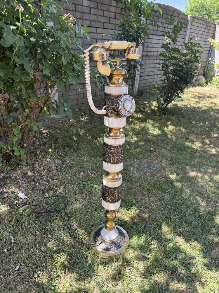 Telefon deosebit din bronz si marmura