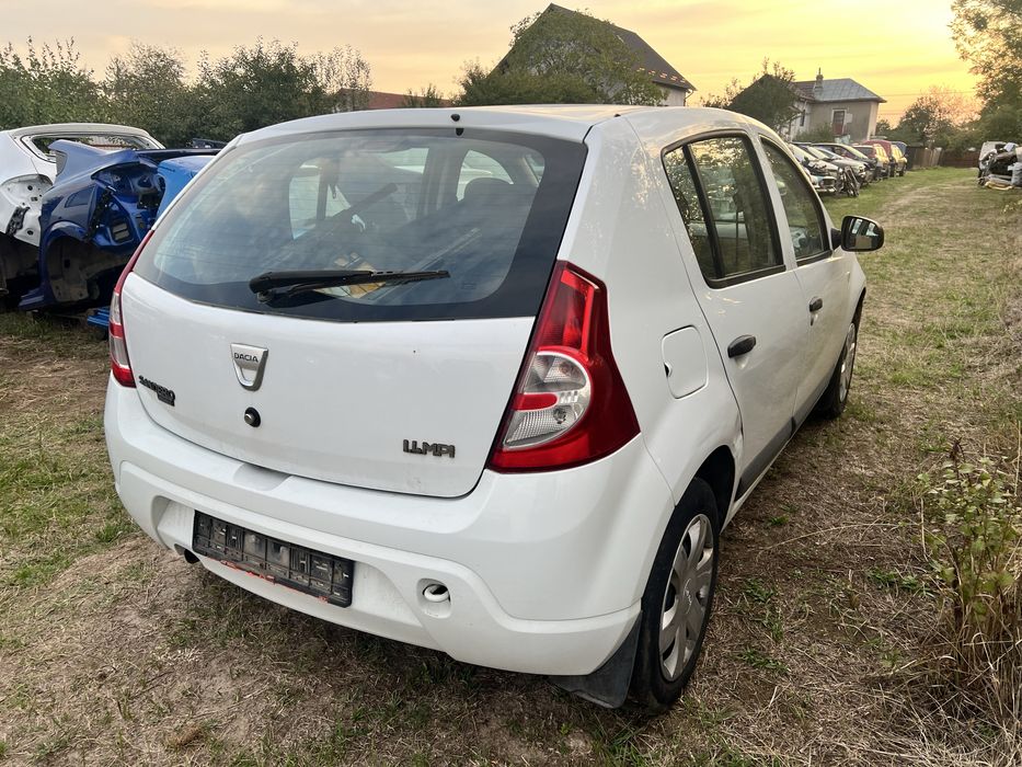 Vand piese Dacia Sandero 1.4 Mpi 2009
