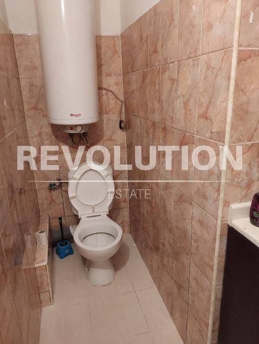 Дава се под наем Двустаен апартамент в Варна, Цветен квартал - 50 кв.м за 375 € - Снимка #6