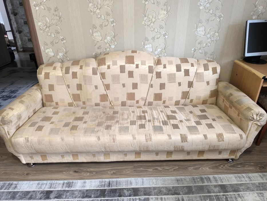 Продается диван, б/у