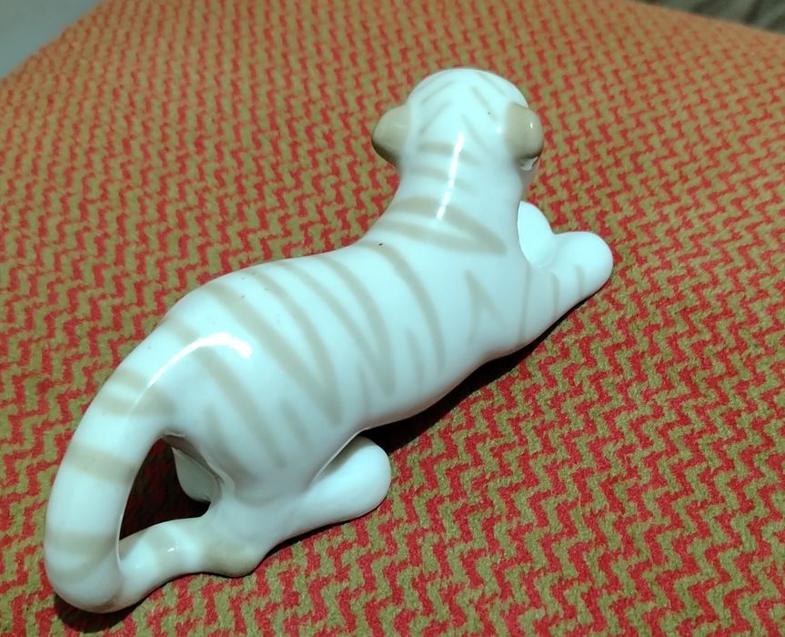 Статуэтка "Белый тигр" производства СССР