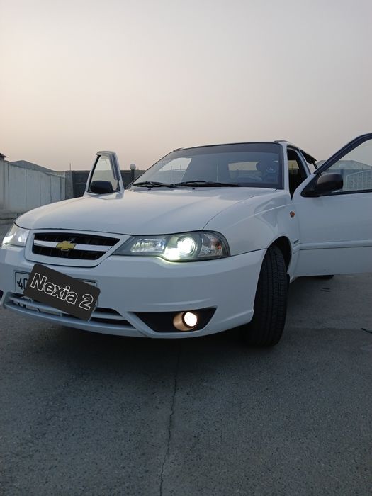 Nexia 2 sotiladi Yili 2013 Probegi 247 000