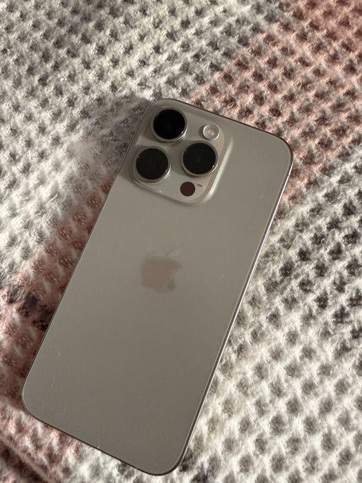 Iphone 15 pro 128 gb