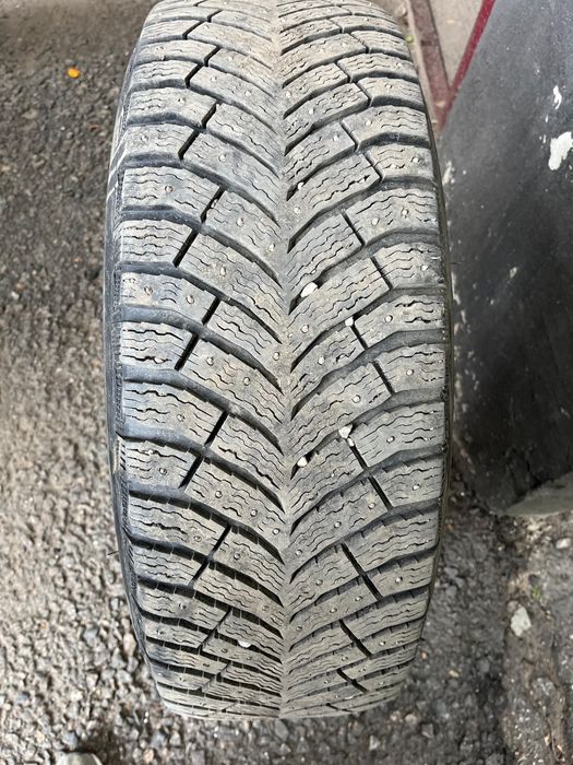 Продам автошина с титан диском РАФ 4