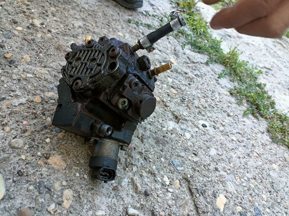 Pompa motorina cod 0445010234