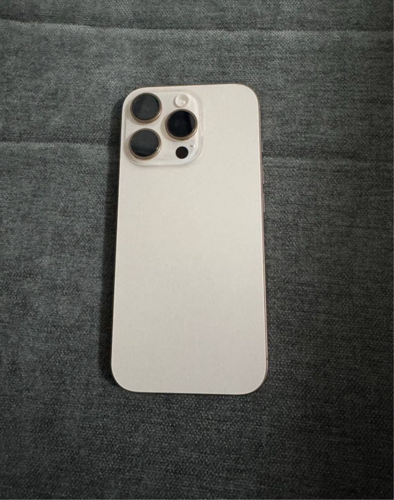 Iphone16 pro max sotilad