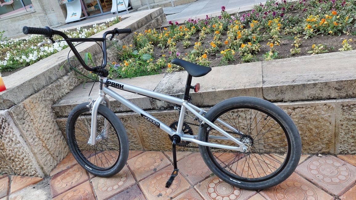 Велосипед (колело) BMX