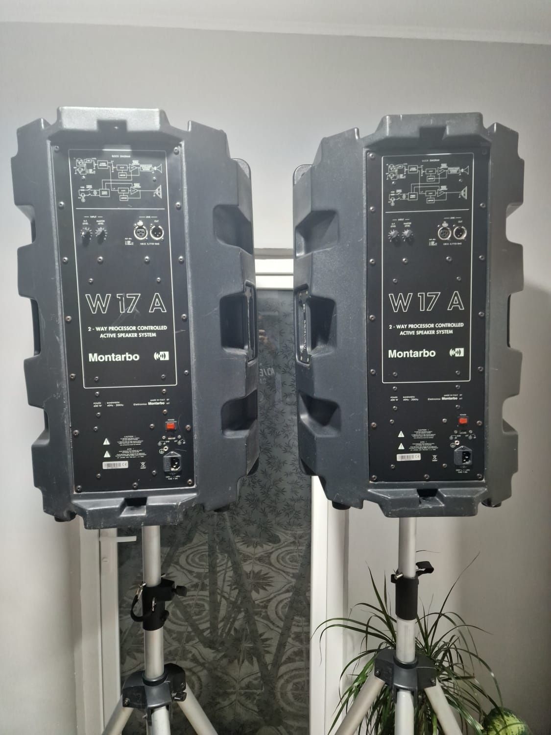 Vând boxe Montarbo w17 A