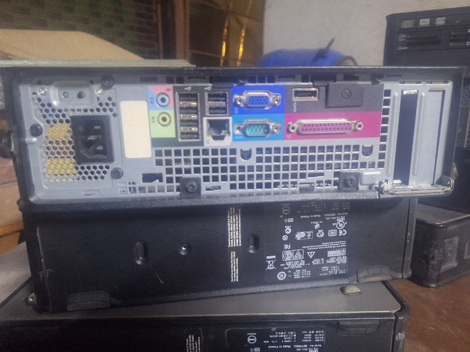 Срочно! Настольный мини компьютер
Dell Optiplex 5070 Micro