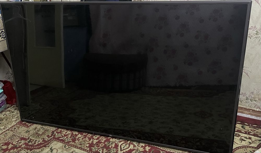 Lg 75 диаганал сотилади экран ишламиди