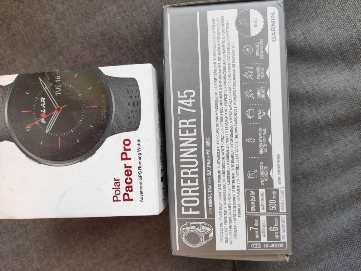 Smartwatch Sigilat - Polar Pacer Pro-Garmin Forerunner 745