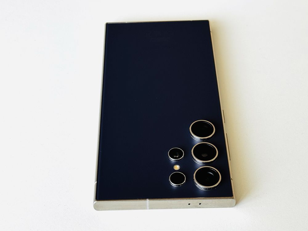 НОВ! Samsung Galaxy S24 Ultra 256GB Violet Titanium Гаранция