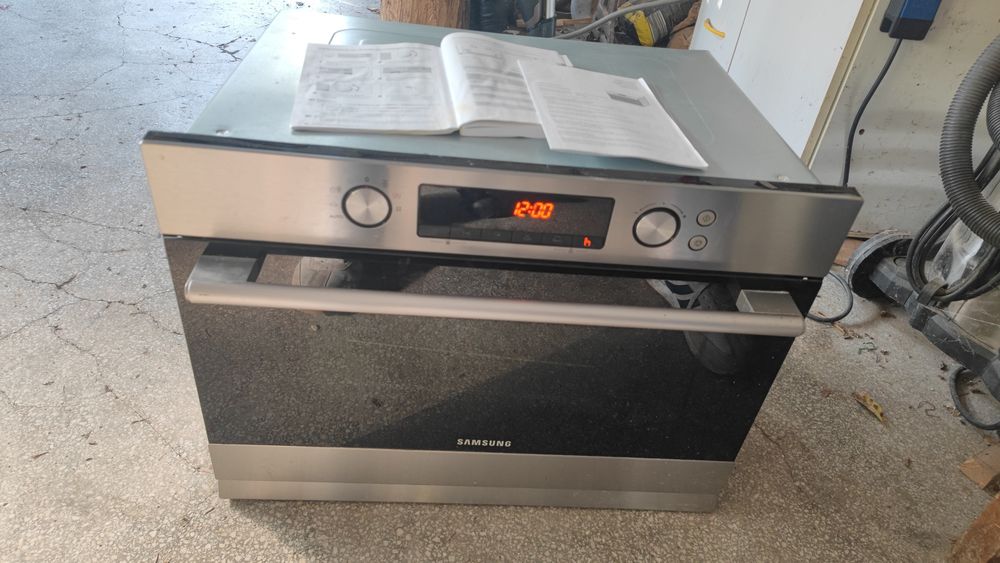 Парна фурна за вграждане Samsung