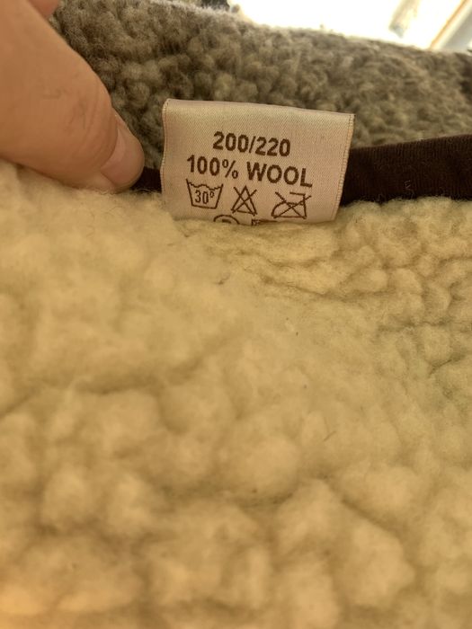 Vand patura din lana 100%