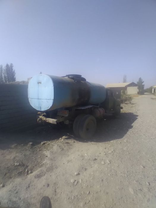 Gaz 52 sotiladi narxi 2 500 $