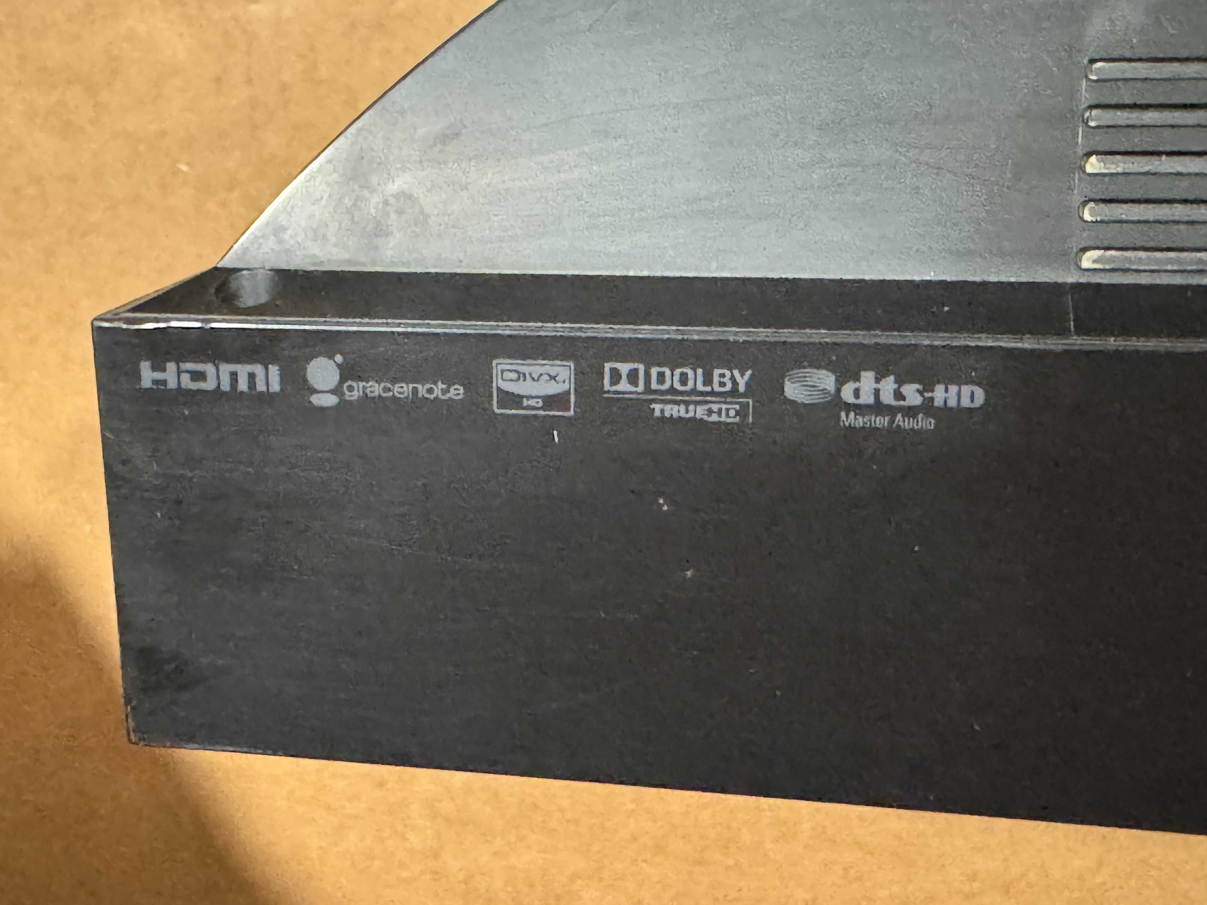 SONY BDV - F700 BLU-RAY DVD RECEIVER с дистанционно