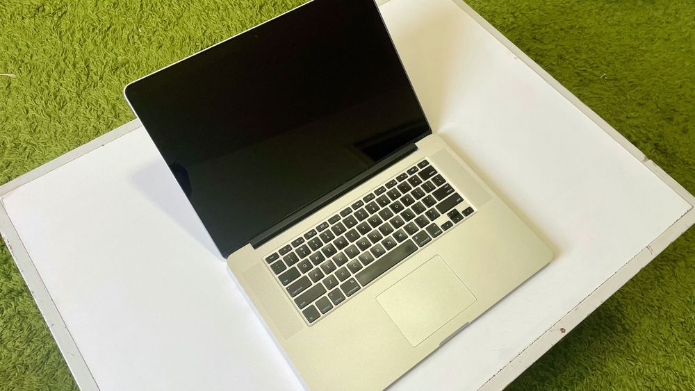 MacBook Pro, Retina, 15-inch