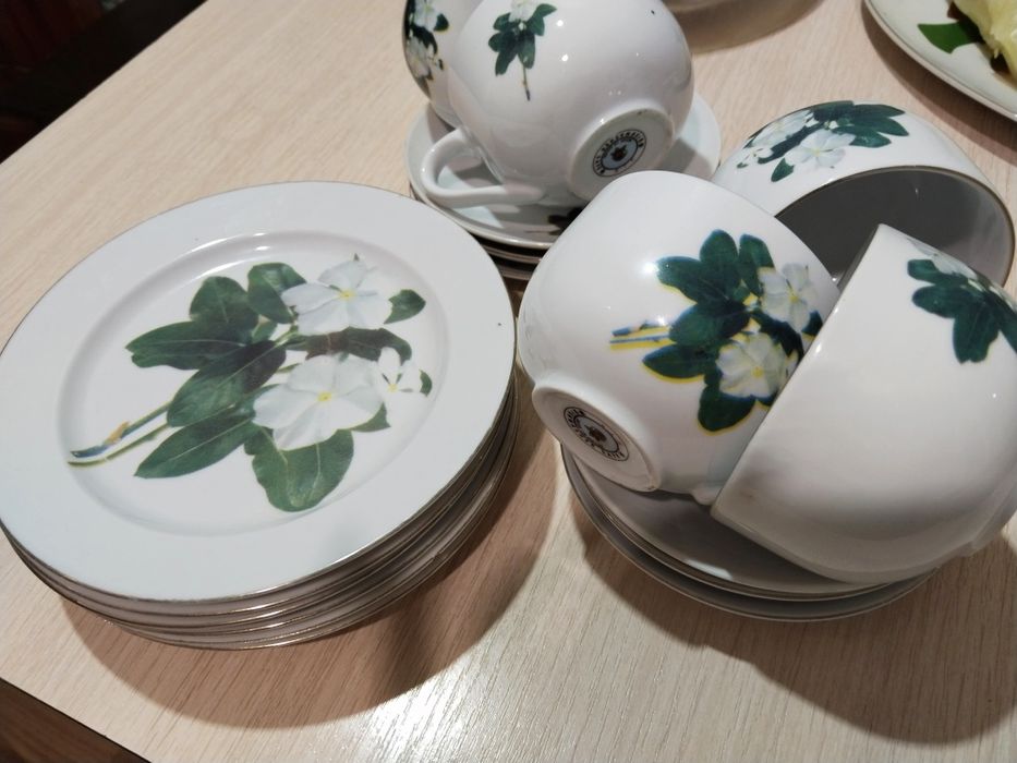 Продам посуду в хорошем состоянии