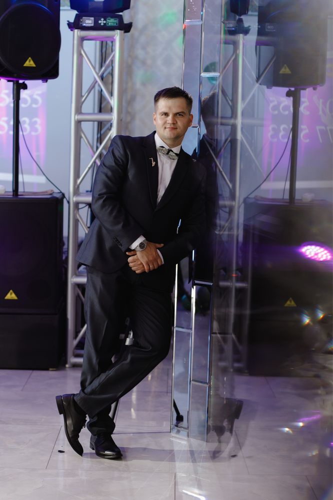 Ведущий, SWOWMAN.