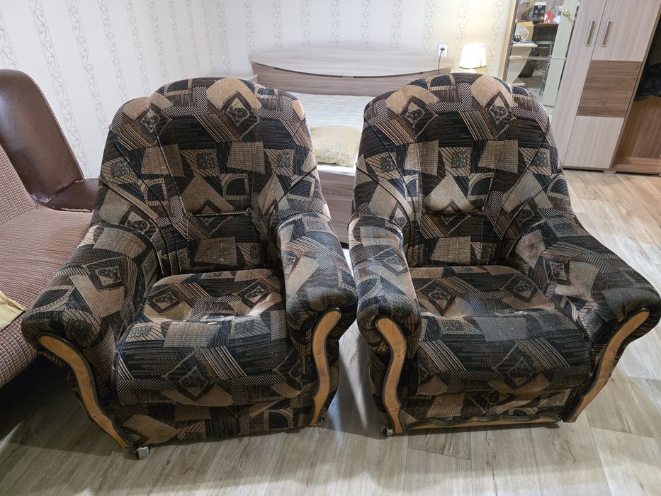 Отдам 2 кресла. Самовывоз
