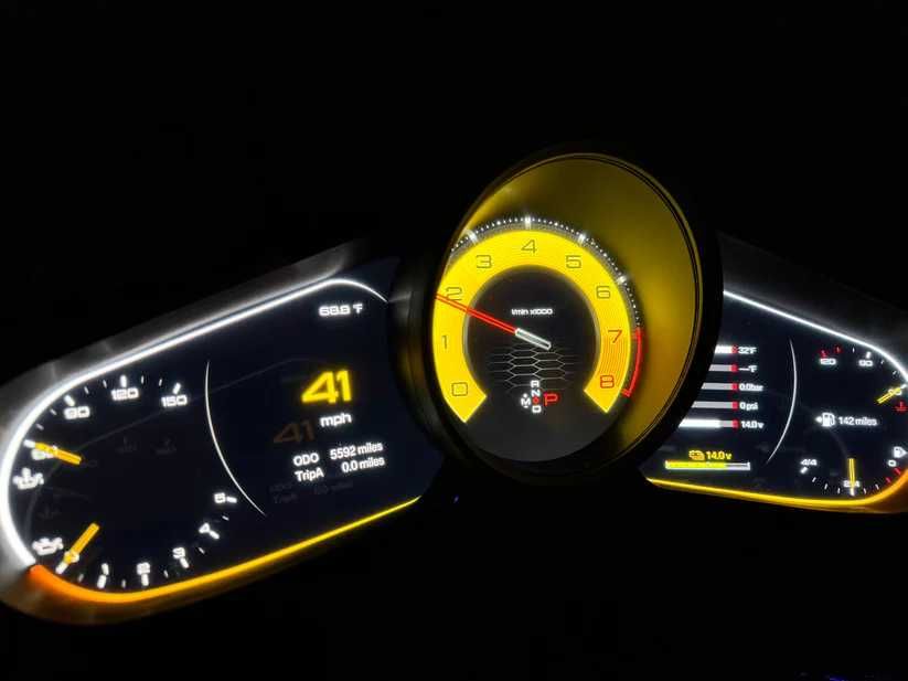 Дигитален инструментален панел за Porsche Panamera  А323