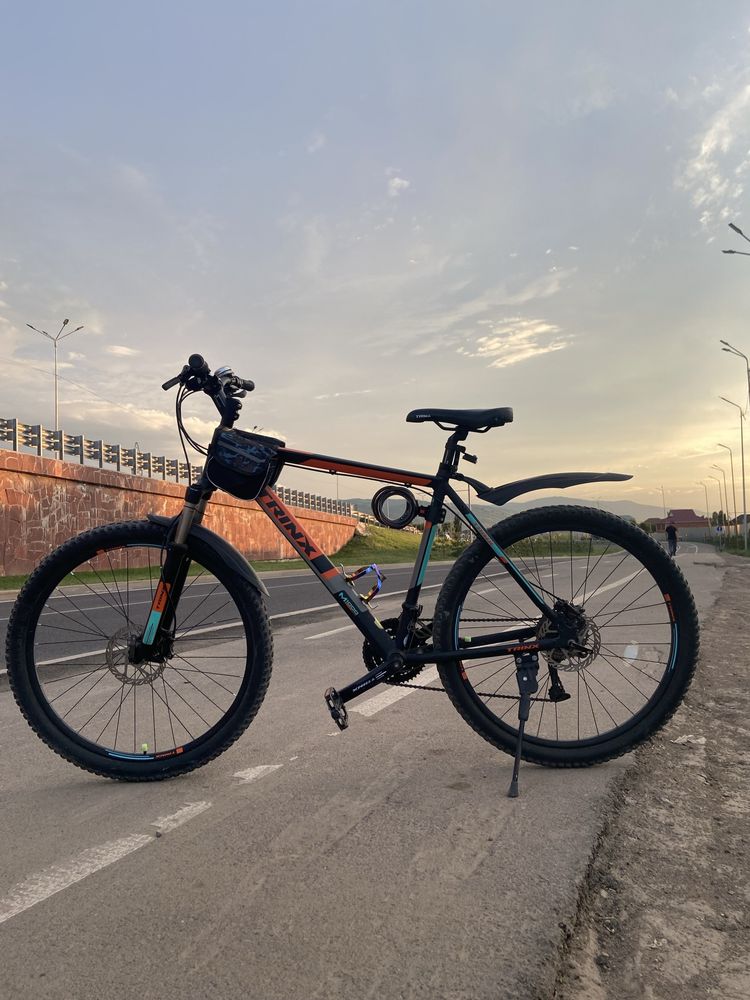 Trinx M1000 Elite