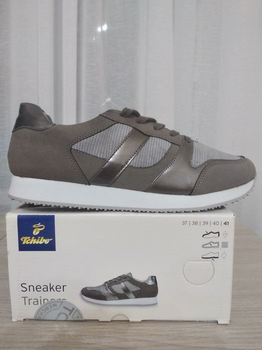 Кроссовки НОВЫЕ. пр.ГЕРМАНИЯ