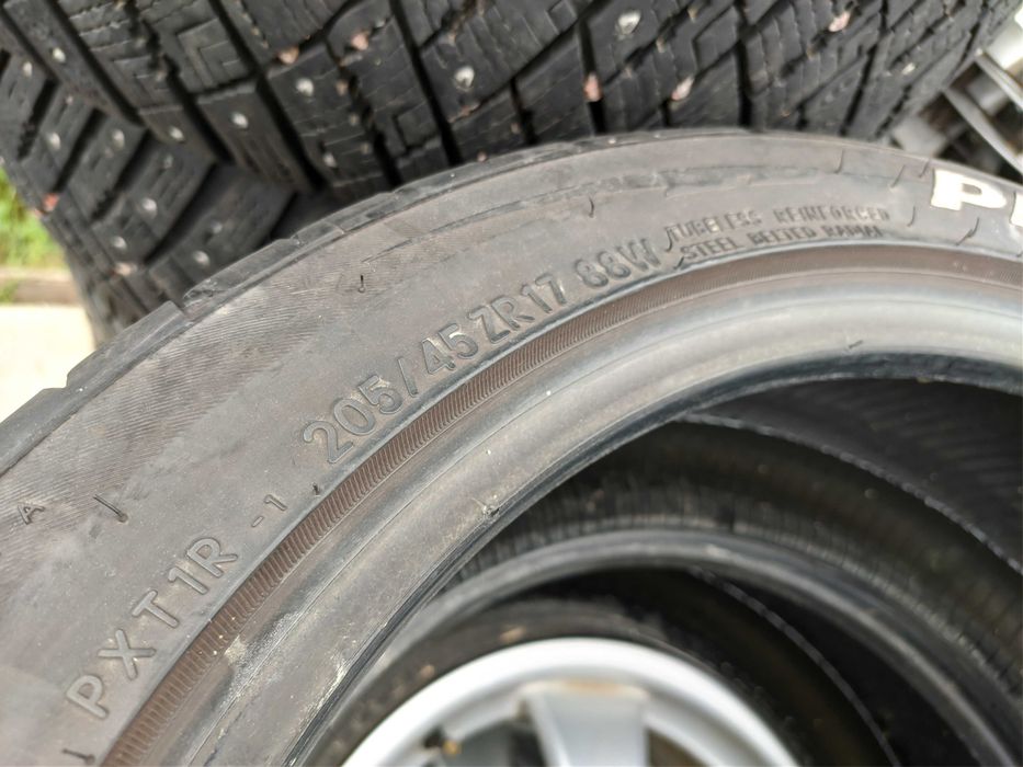 2бр Летни гуми 205 45 17 - Toyo