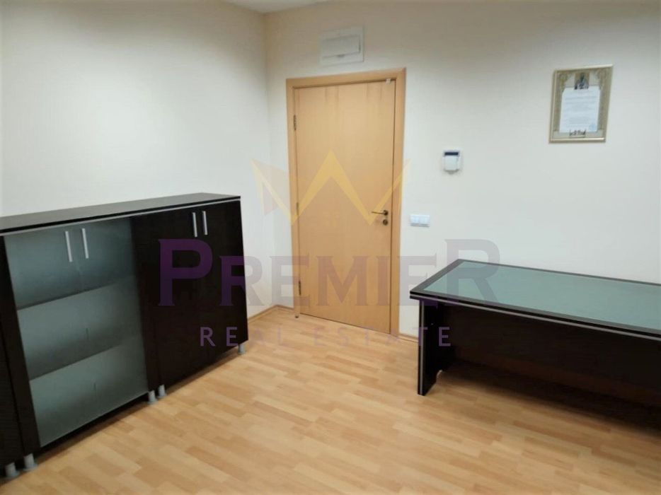 Продава се Офис в Варна, Спортна зала - 87 кв.м за 2989 €/кв.м - Снимка #6