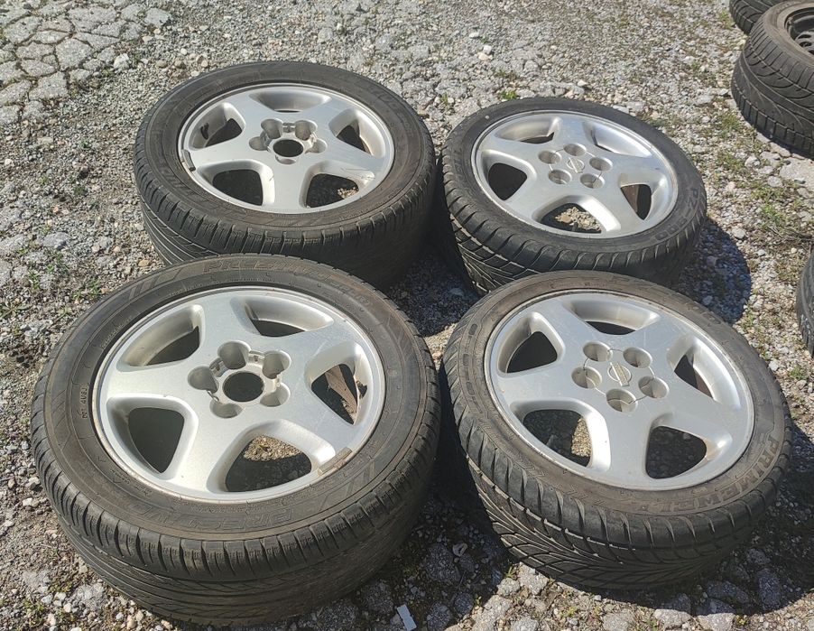 Джанти с гуми 225/50/16 за Nissan