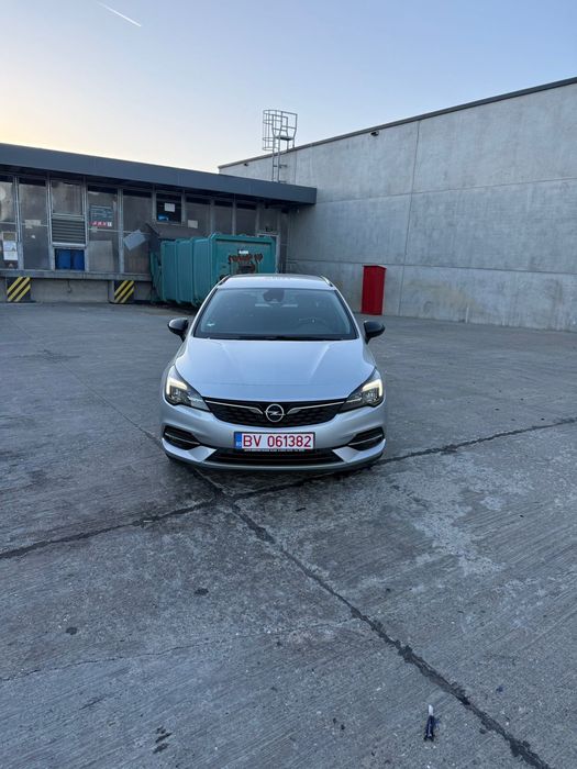 Opel Astra K 2022 1.5 TDCI / Automat