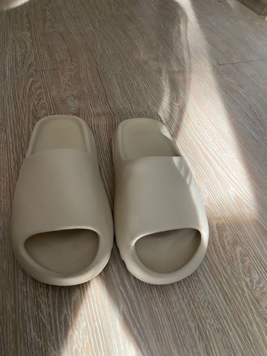 Чехли Yeezy adidas