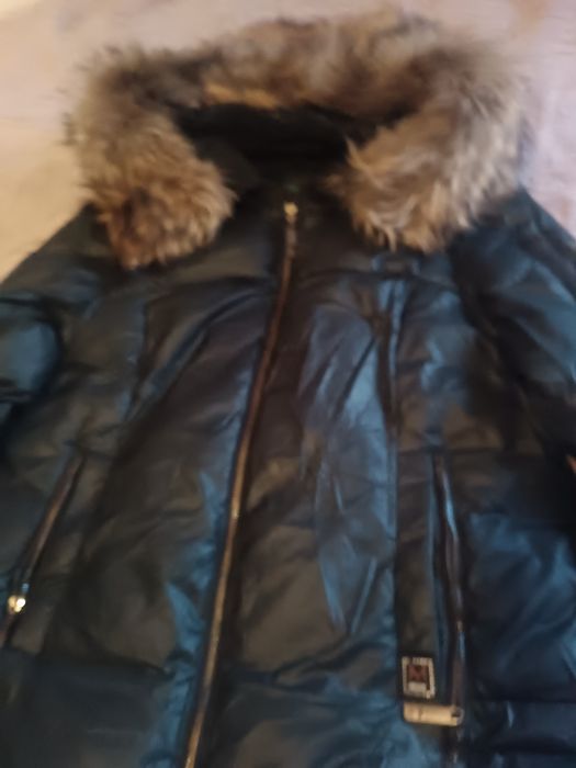 Продам зимнюю куртку