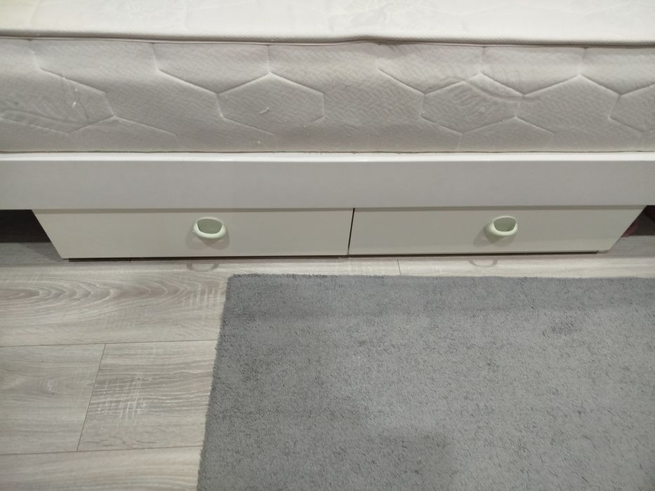 Кровать полуторка