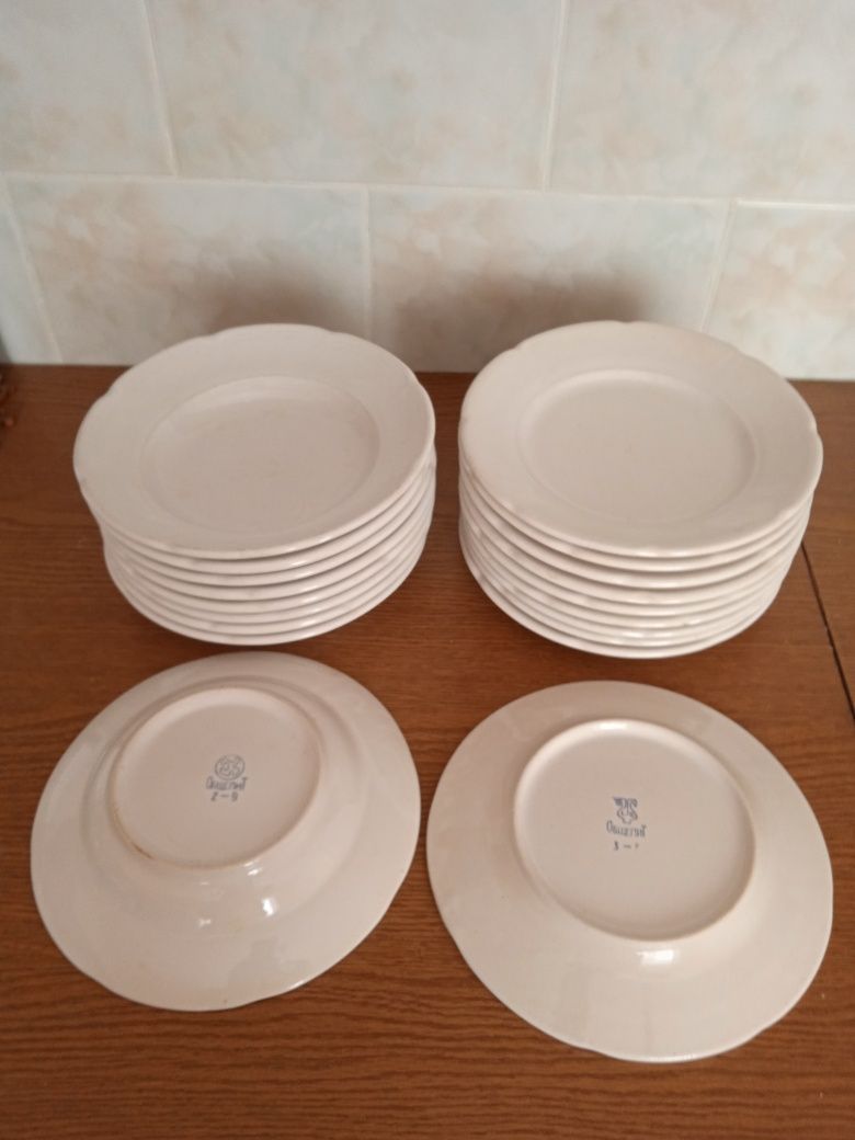 Продам тарелки советские СССР фарфоровые глубина 15 см на 1-е и 2-е, б